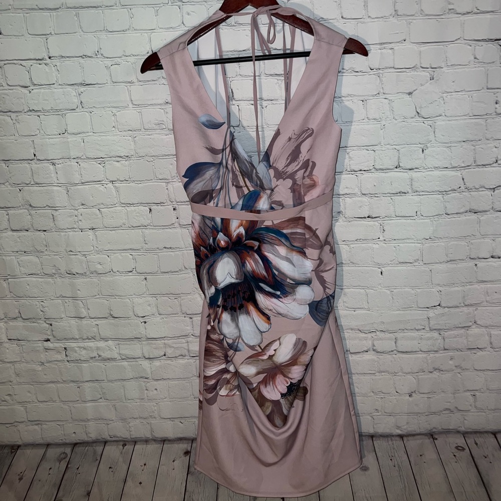 BRAND NWT Little Mistress Lavender & Blue floral dress size 6 - Picture 6 of 11